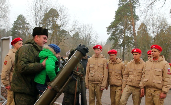 В Клинцах отмечают День ракетных войск и артиллерии