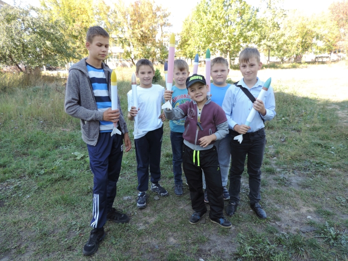 В Клинцах состоялись показательные старты ракет «спортивного класса»