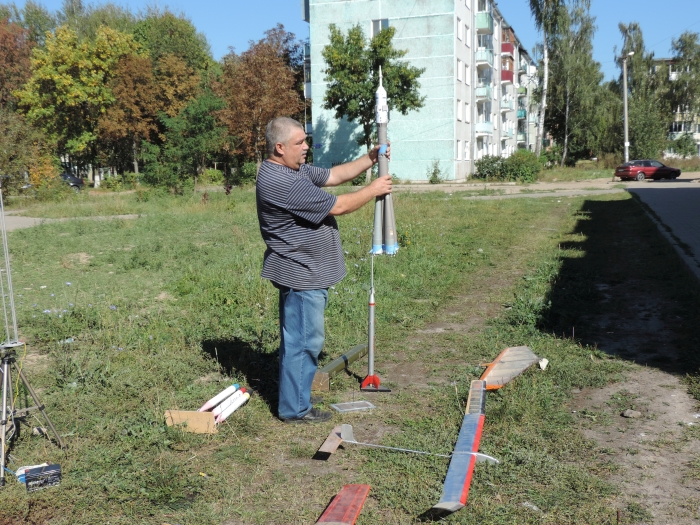 В Клинцах состоялись показательные старты ракет «спортивного класса»