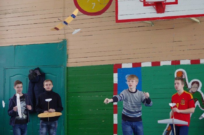 В городе Клинцы прошли областные соревнования по авиамодельному спорту 