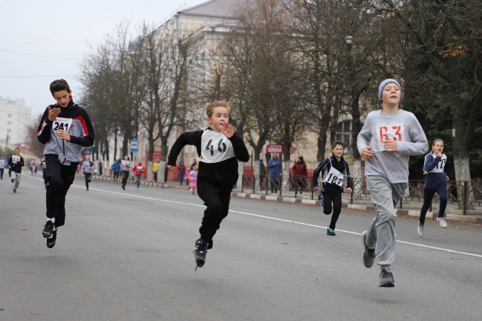 В Клинцах прошел легкоатлетический пробег, посвященный памяти мастера спорта СССР А.Я. Балухто
