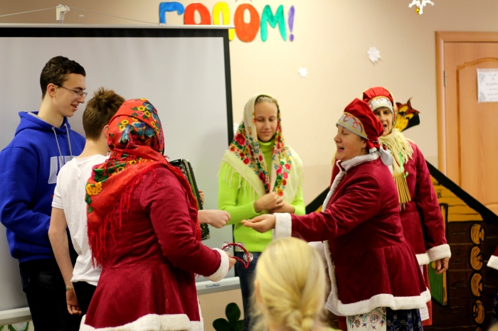 В Клинцах состоялась фольклорно-игровая программа «От Рождества до Крещения»