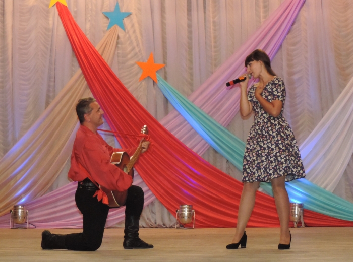В Клинцах прошел благотворительный концерт по сбору средств на лечение Максима Зайцева