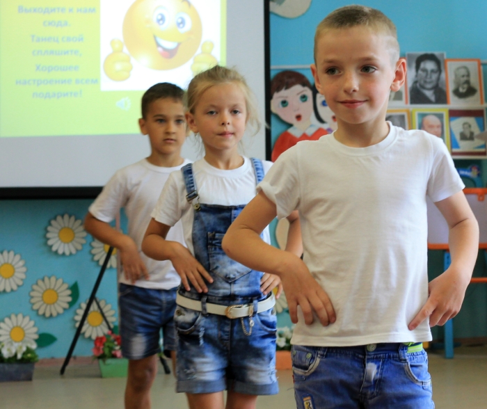 В Клинцовском районе прошел смотр-конкурс творческих номеров дошкольных учреждений