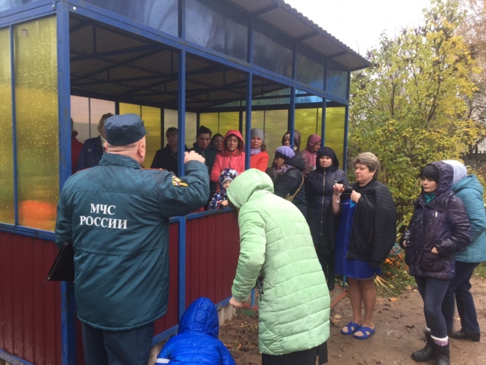 В Клинцах эвакуировали воспитанников детского сада