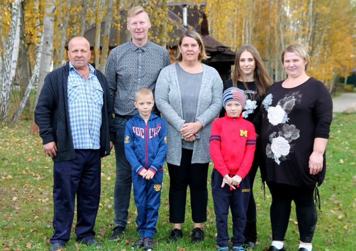 Они помогают детям - датская семья в Клинцах встретилась с участниками благотворительного проекта