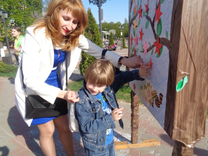 В городе Клинцы прошла акция «Дерево памяти - дерево жизни»