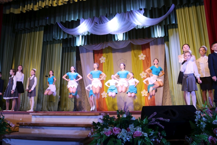 В ЦКиД «Современник» состоялся торжественный вечер, посвященный Дню матери.
