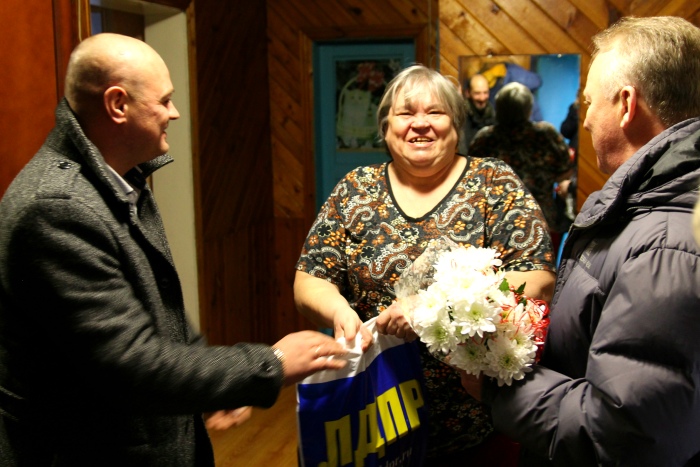 В Клинцах поздравили с Днём Матери родителей, погибших при выполнении воинского долга в Афганистане и на Северном Кавказе