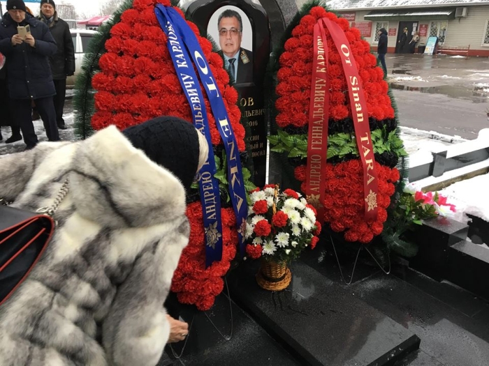 Руководство города Клинцы приняло участие в церемонии открытия мемориальной доски Андрею Карлову