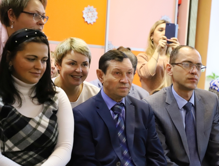 В Клинцовском доме ребенка состоялся новогодний благотворительный утренник