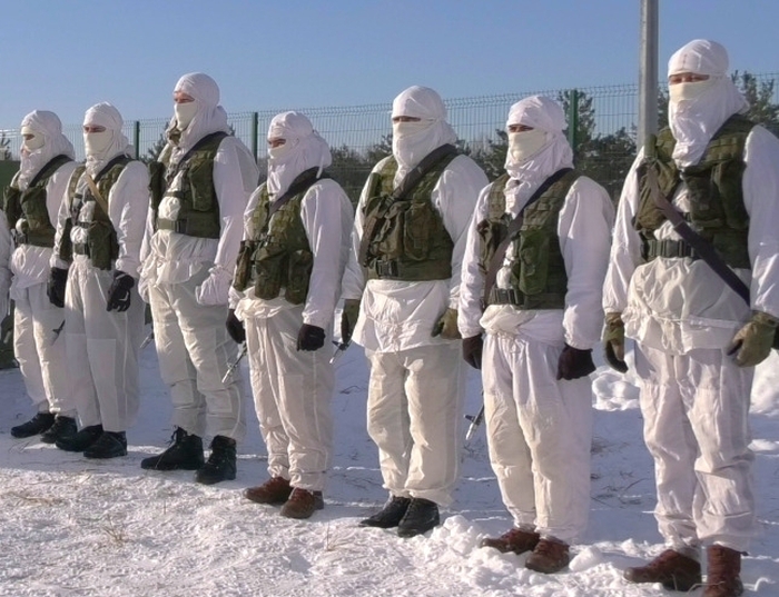 В Клинцах спецназовцы провели совместные занятия с воспитанниками военно-спортивного клуба «Патриот»