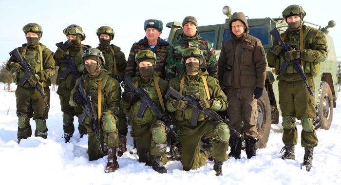 В Клинцах спецназовцы провели совместные занятия с воспитанниками военно-спортивного клуба «Патриот»