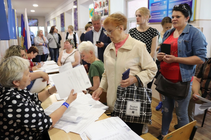 В Клинцах проходит предварительное голосование «Единой России»