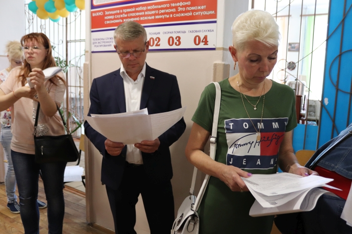 В Клинцах проходит предварительное голосование «Единой России»