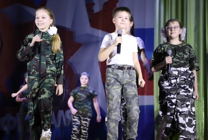 В Клинцах прошел городской торжественный вечер, посвященный Дню защитника Отечества