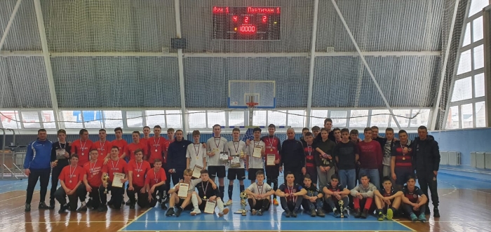 В Клинцах прошел турнир по мини-футболу среди юношей на призы главы города Клинцы Олега Шкуратова