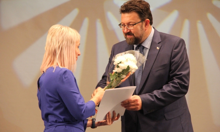 Директора Центра детского творчества города Клинцы наградили Почетной грамотой Главного федерального инспектора по Брянской области