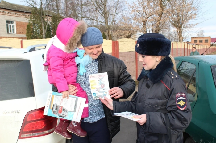 В Клинцах прошла акция «Автокресло – Детям!»