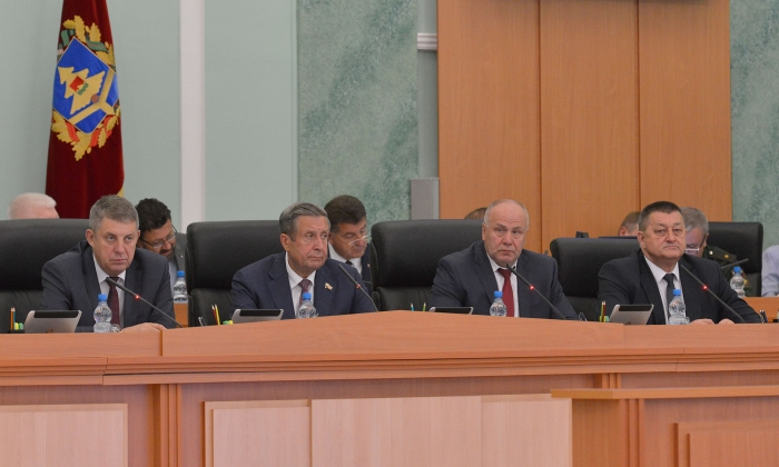 Губернатор Брянской области принял участие в заседании Брянской областной Думы
