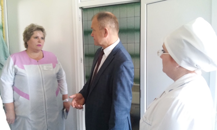 Заместитель Губернатора Николай Щеглов ознакомился с условиями предоставления социальных услуг в Суземском психоневрологическом интернате