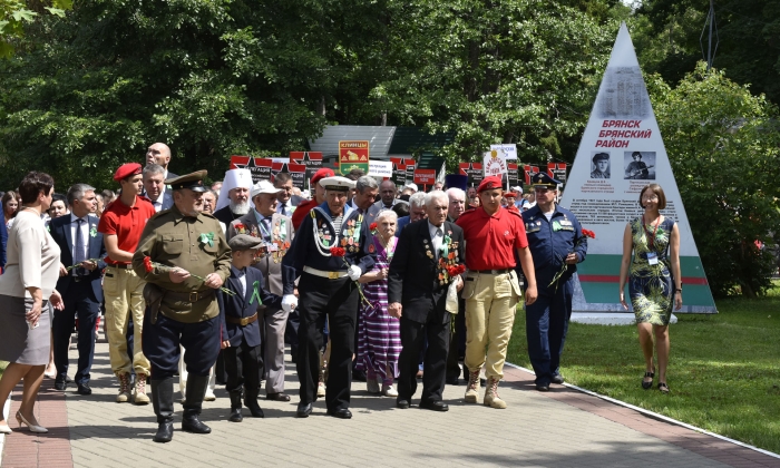 На мемориальном комплексе Партизанская поляна состоялась патриотическая акция «По праву памяти живой»