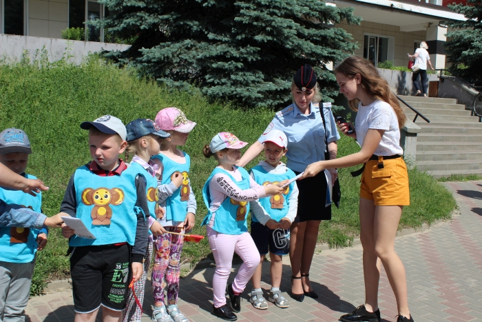 В Клинцах прошла акция «Без вас не получится»