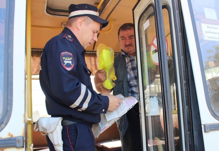 В Клинцах проходят мероприятия по обеспечению безопасности пассажирских перевозок