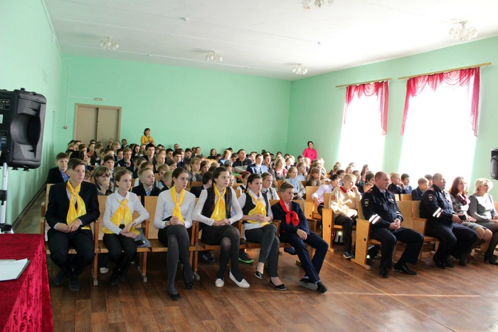 В Клинцах сотрудники ОГИБДД  провели профилактическое мероприятие «Впереди осенние каникулы»