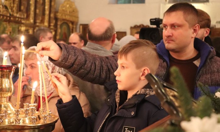 Губернатор Брянской области Александр Богомаз встретил Рождество в Клинцах