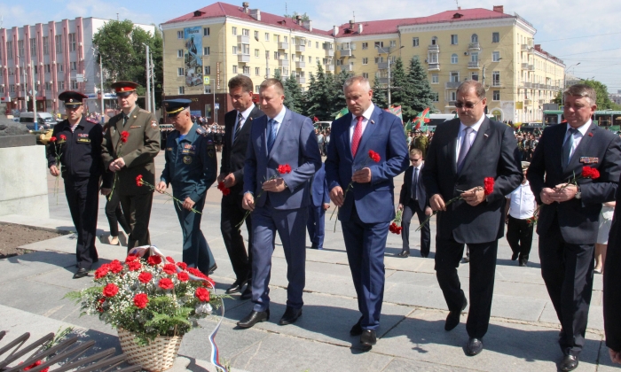 Губернатор Брянской области поздравил пограничников со 100-летним юбилеем пограничной службы