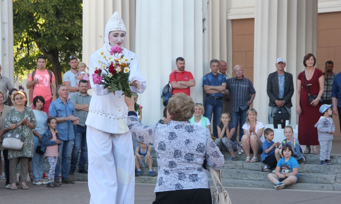 В Брянске прошла церемония закрытия XXIII Международного фестиваля «Славянские театральные встречи»