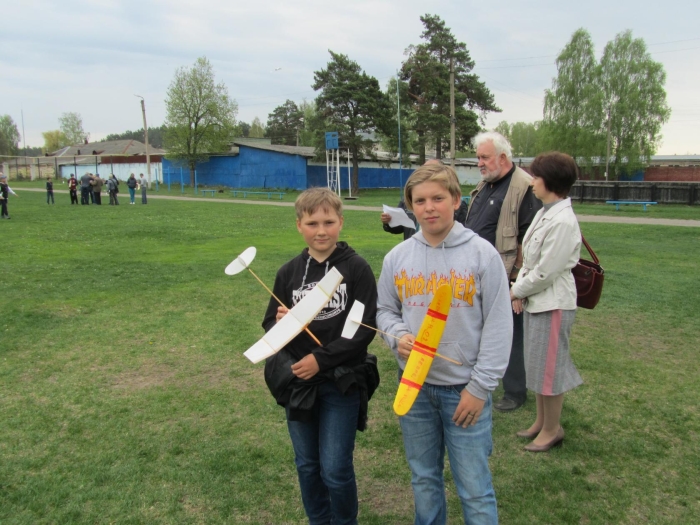 Клинцовские авиамоделисты успешно выступили на областных соревнованиях