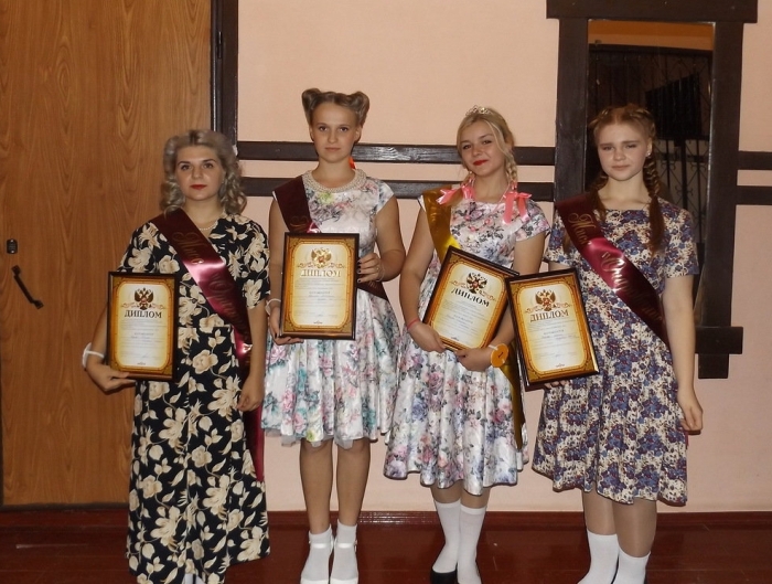 В Клинцовском районе прошел конкурс «Мисс Победа-2018»