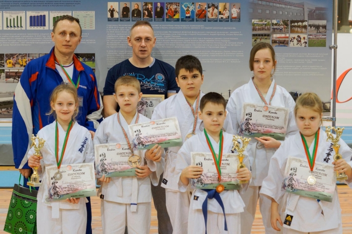 Клинцовские каратисты успешно выступили на международных соревнованиях в Могилеве