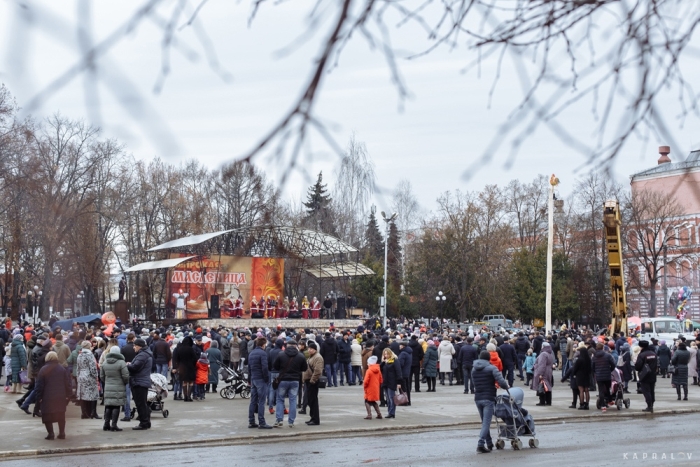 Праздник Масленицы в Клинцах глазами городских фотографов