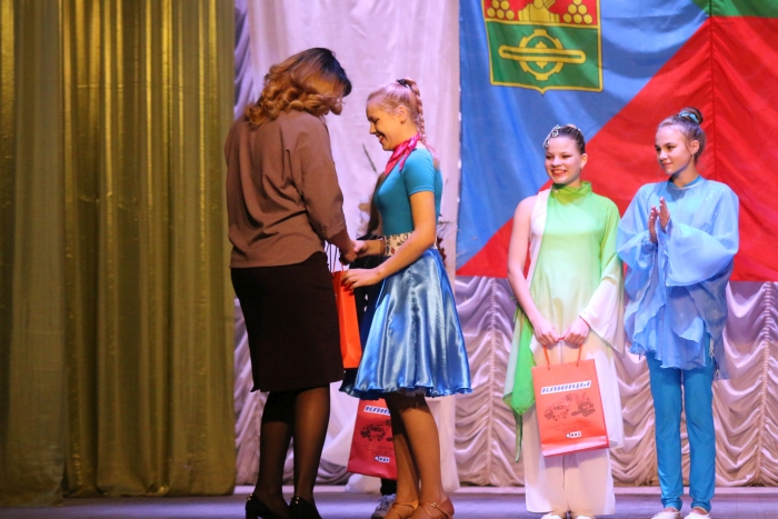 В Клинцах проходят конкурсы талантов среди детей сотрудников АО «КАЗ»,