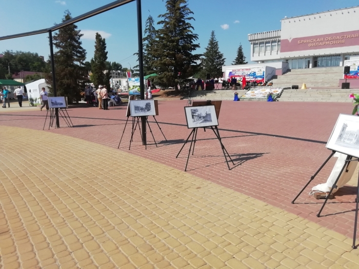 Город Клинцы и Клинцовский район представили свои презентации на фестивале «Дни городов и районов Брянской области»
