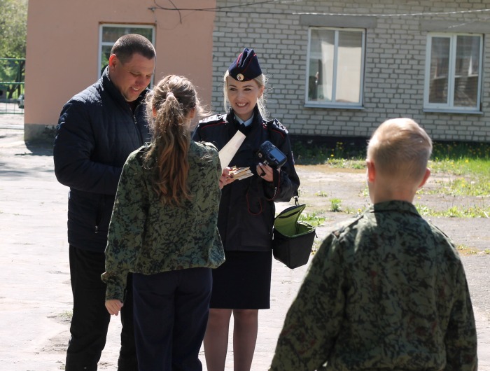 В Клинцах прошли соревнования дружин юных инспекторов движения «Безопасное колесо»