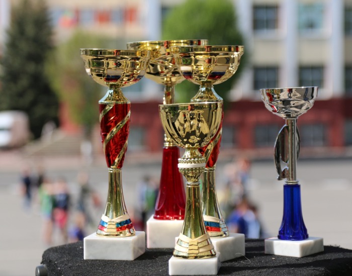 В Клинцах прошла легкоатлетическая эстафета, посвящённая Дню Победы