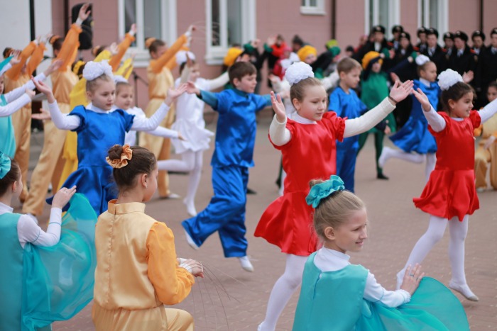 Митинг-концерт «Крым и Россия - одна единая страна» прошел в городе Клинцы