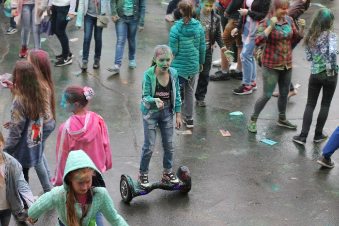 В городе Клинцы проходят праздничные мероприятия, посвященные Дню защиты детей
