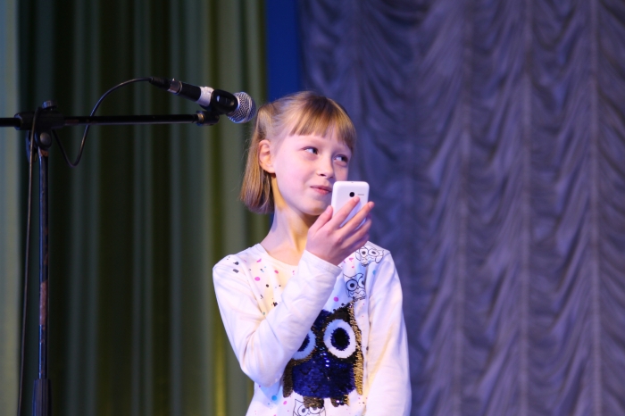 В Клинцах состоялась праздничная программа «Маленькая леди»