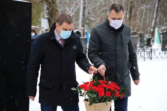 В Клинцах проходят памятные мероприятия по случаю гибели Дмитрия Литвякова и Бориса Сулейманова