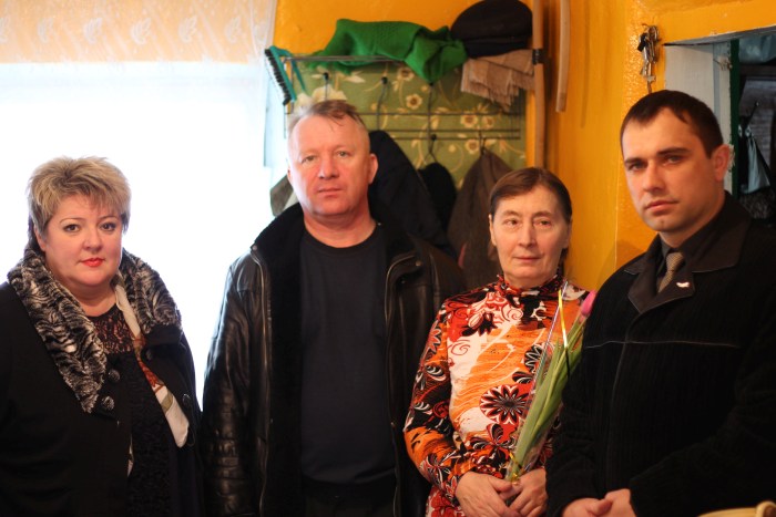 В городе Клинцы поздравили с 8 Марта матерей погибших воинов 