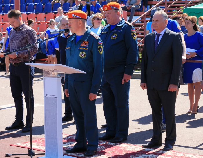 В Клинцах состоялось открытие региональных соревнований «Школа безопасности»