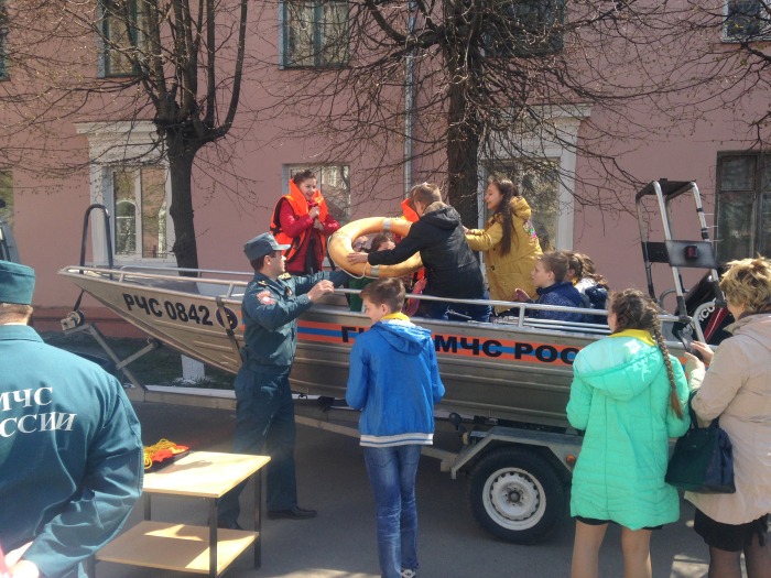 В городе Клинцы состоялась выставка пожарно-спасательной техники