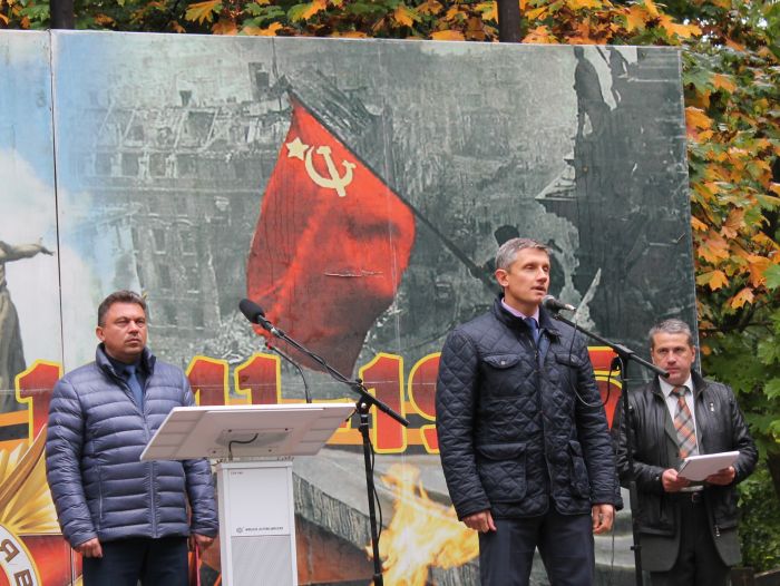 В Клинцах прошел митинг, посвящённый 73-й годовщине освобождения города от немецко-фашистских захватчиков