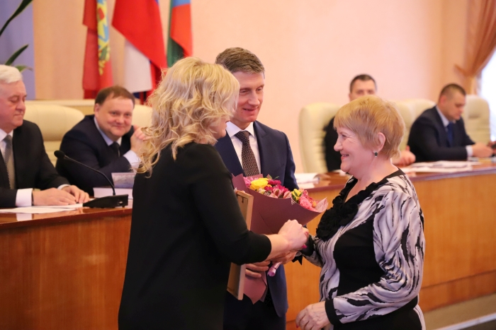 В Клинцах состоялось награждение победителей конкурса на лучшее праздничное оформление
