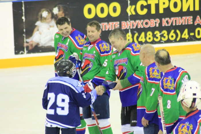 В Клинцах открылся сезон НХЛ в дивизионе «Любитель 40+»